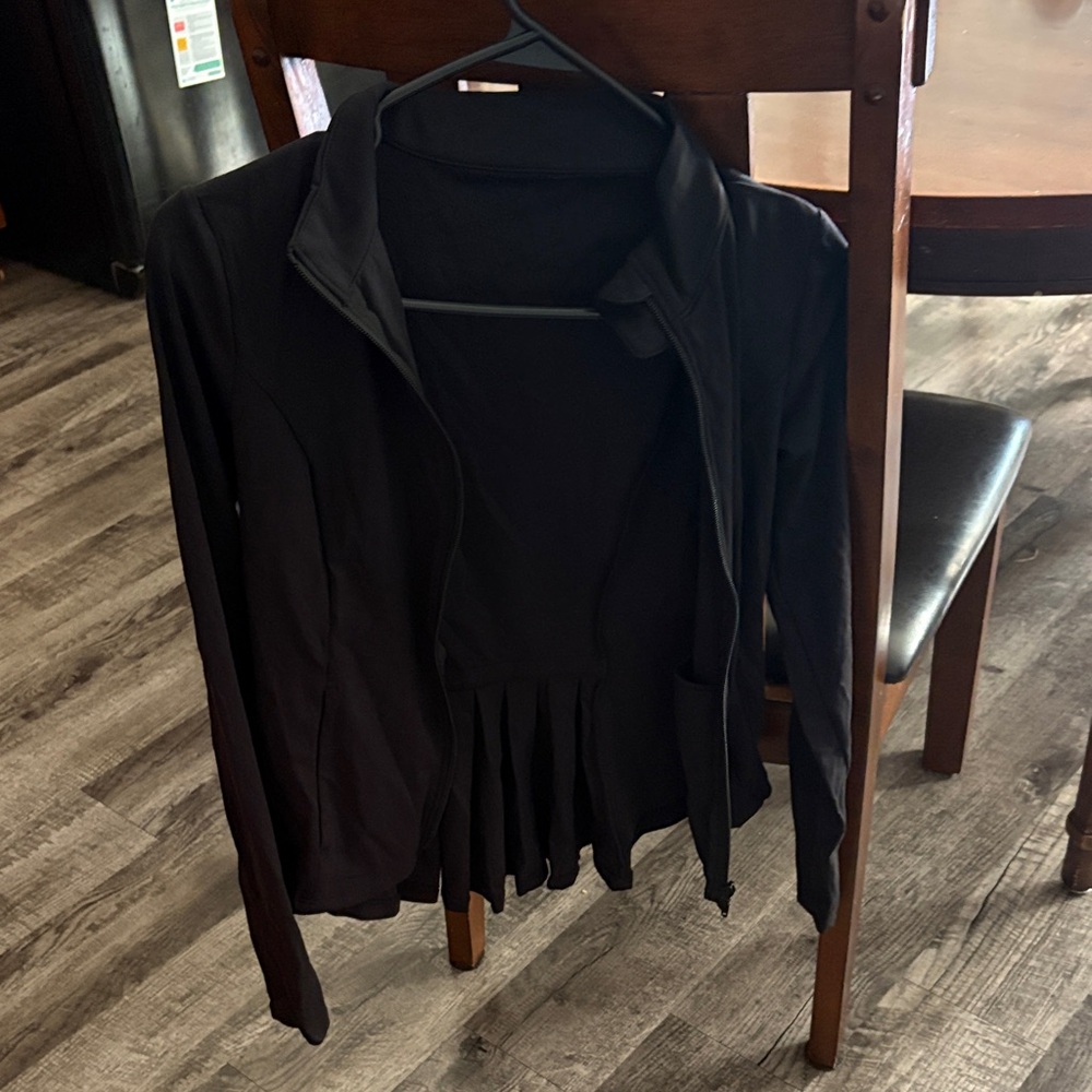 Halara Black Zip-Up Jacket with Pleated Hem